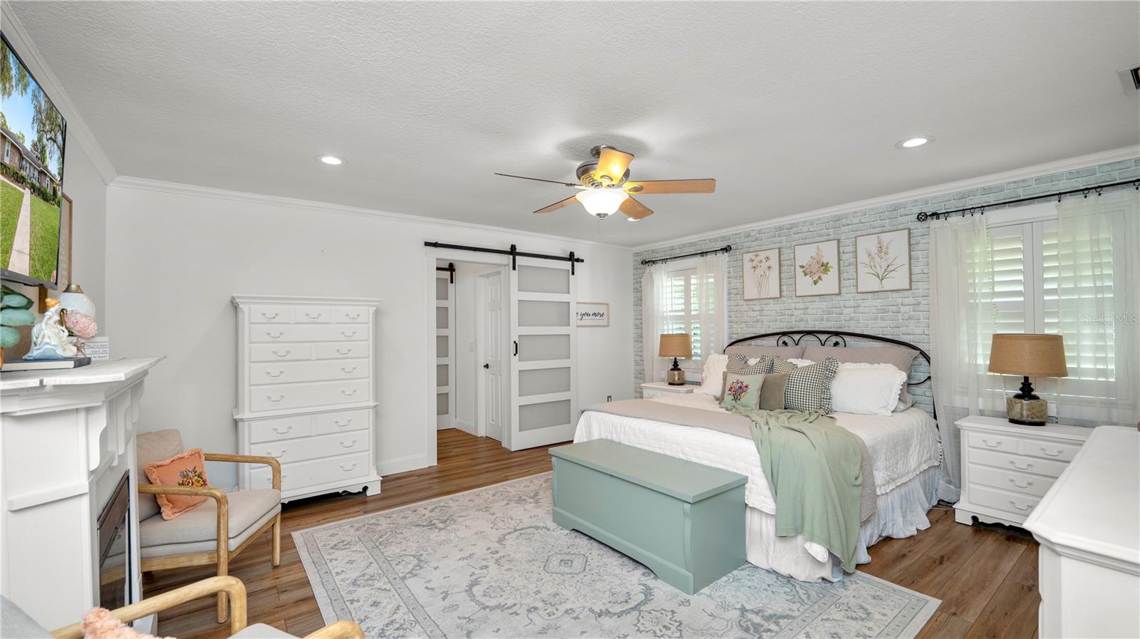 Image 23 of 69 For 1129 Sugartree Lane N