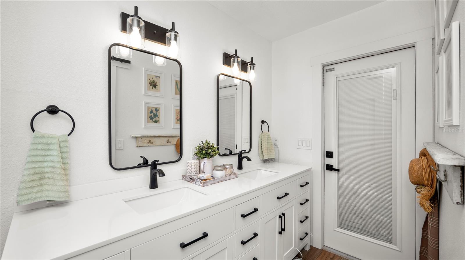 Image 27 of 69 For 1129 Sugartree Lane N