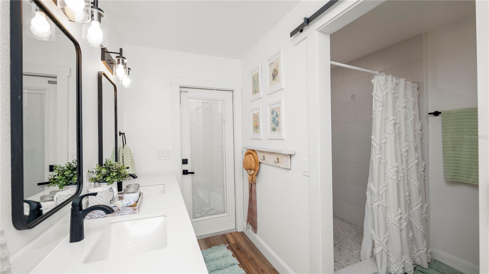 Image 29 of 69 For 1129 Sugartree Lane N
