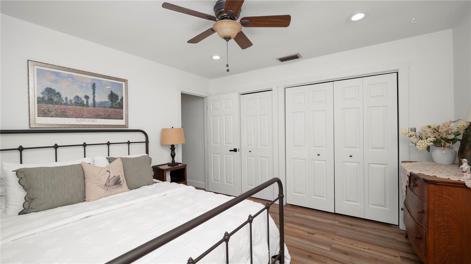 Image 31 of 69 For 1129 Sugartree Lane N