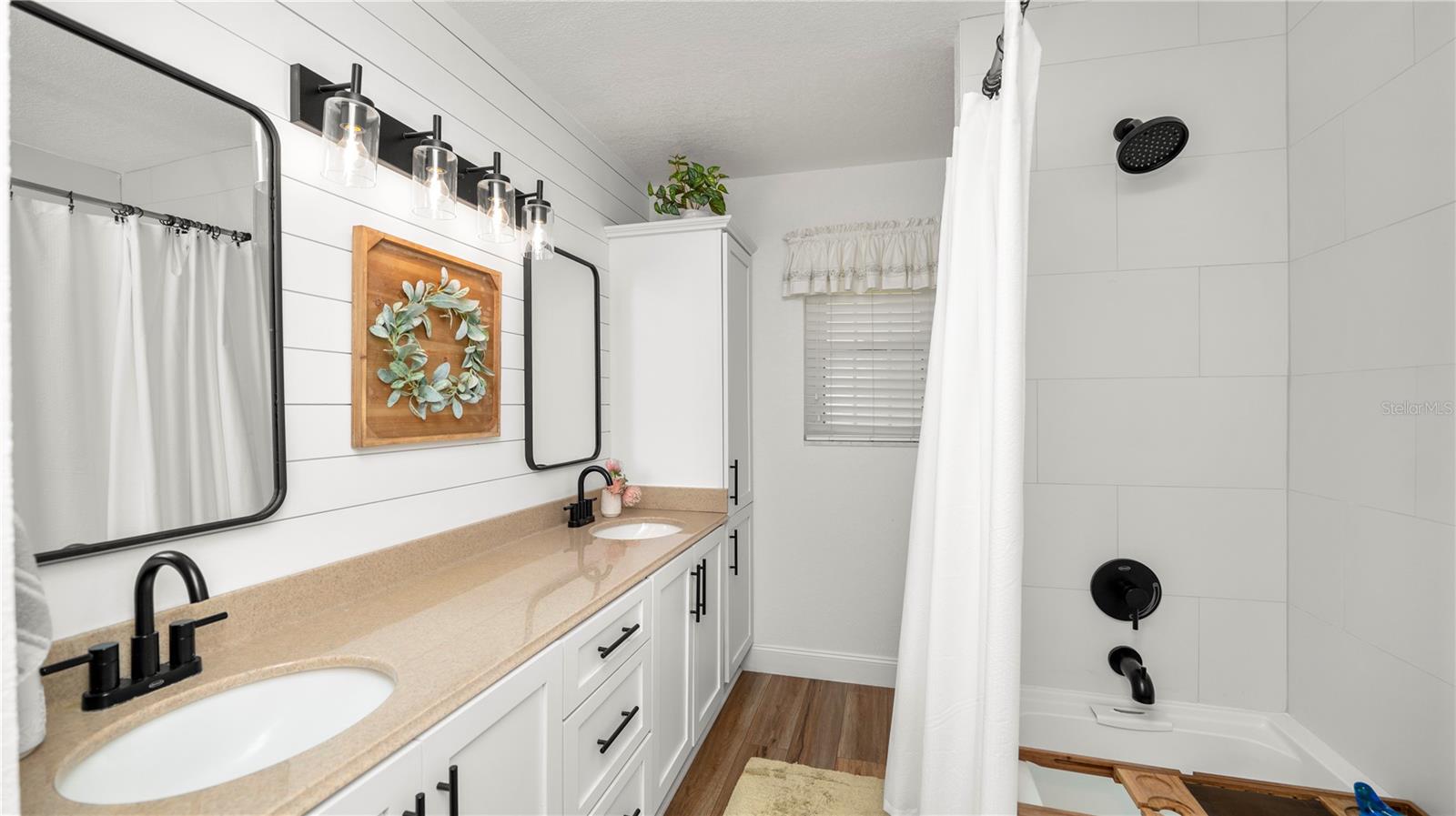Image 36 of 69 For 1129 Sugartree Lane N