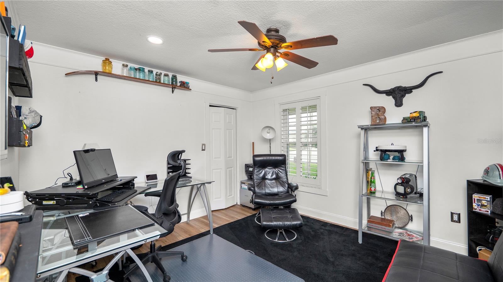 Image 38 of 69 For 1129 Sugartree Lane N
