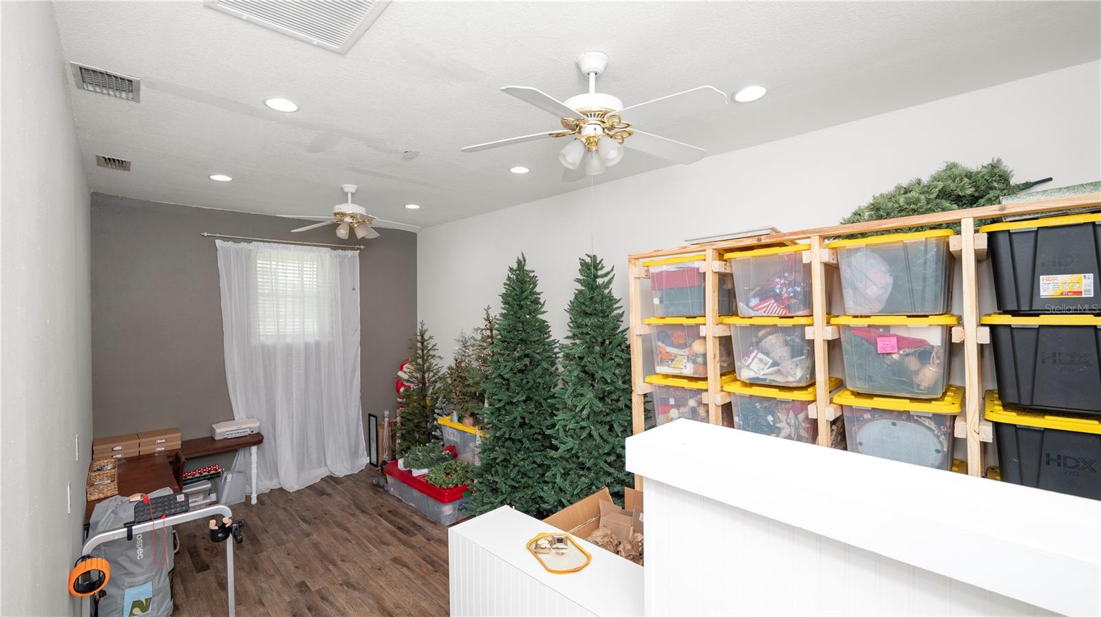 Image 40 of 69 For 1129 Sugartree Lane N