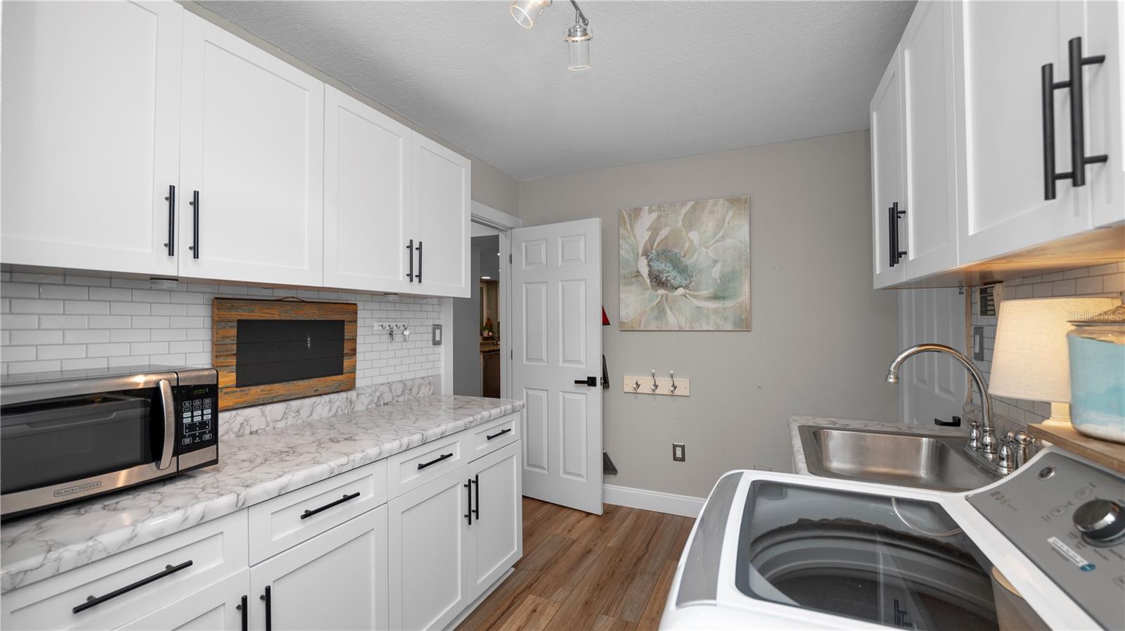 Image 44 of 69 For 1129 Sugartree Lane N