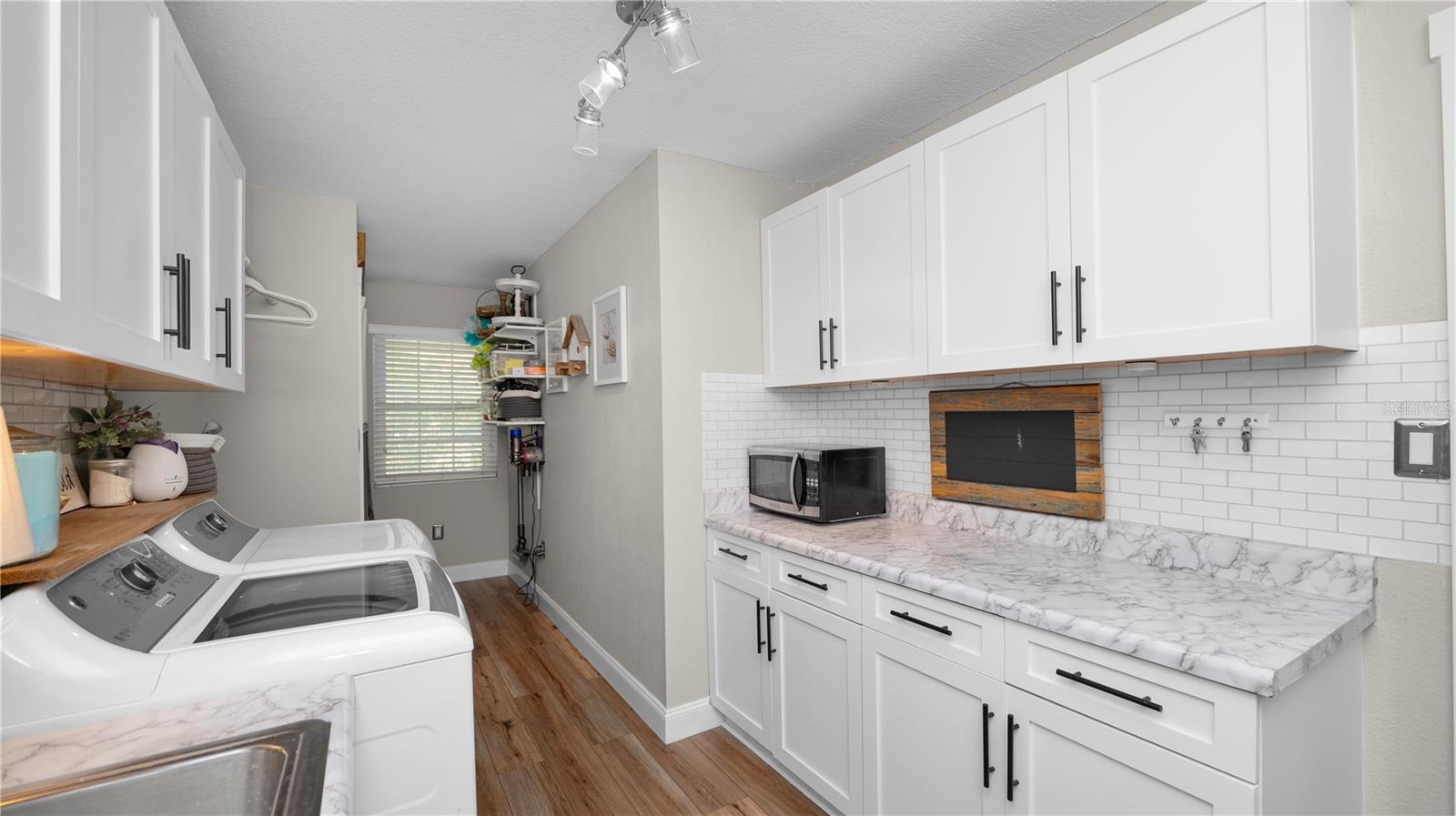 Image 45 of 69 For 1129 Sugartree Lane N