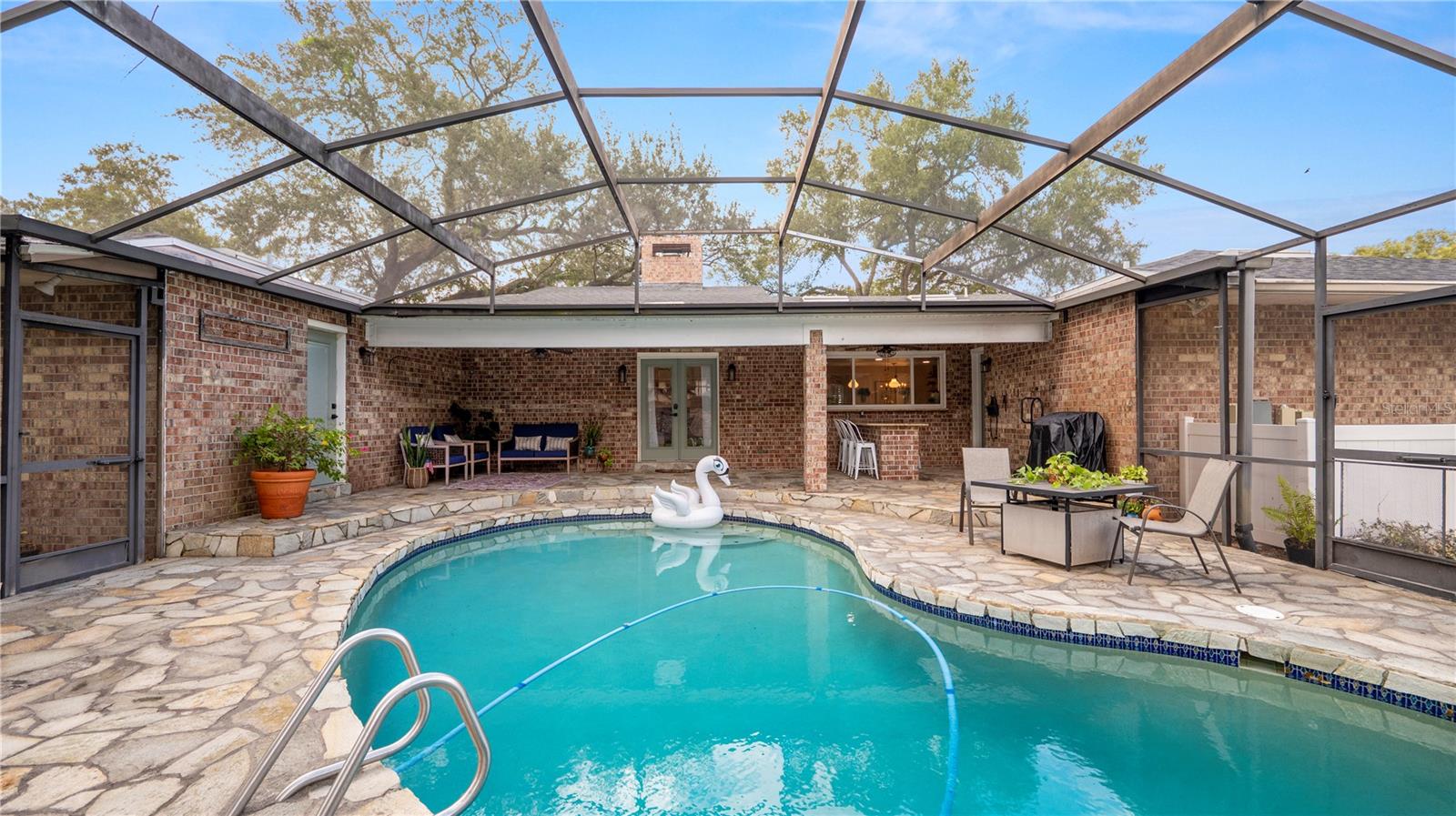 Image 48 of 69 For 1129 Sugartree Lane N