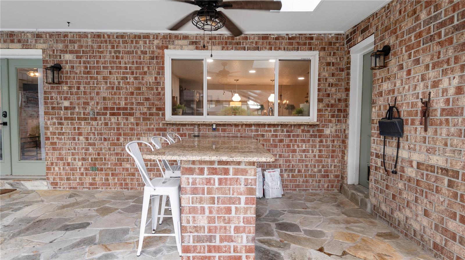 Image 52 of 69 For 1129 Sugartree Lane N