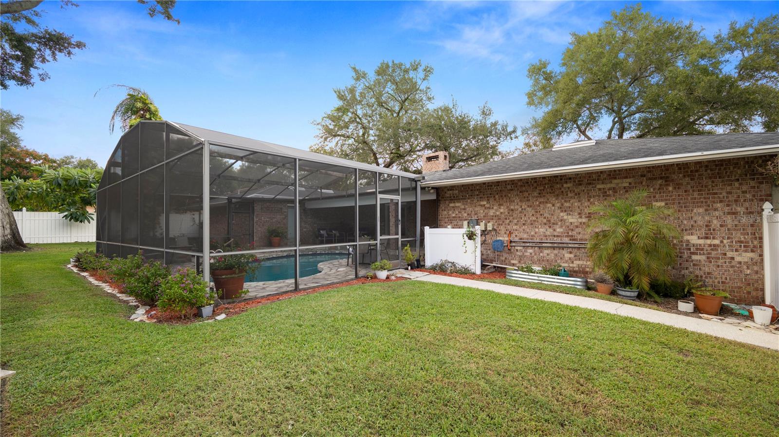 Image 55 of 69 For 1129 Sugartree Lane N