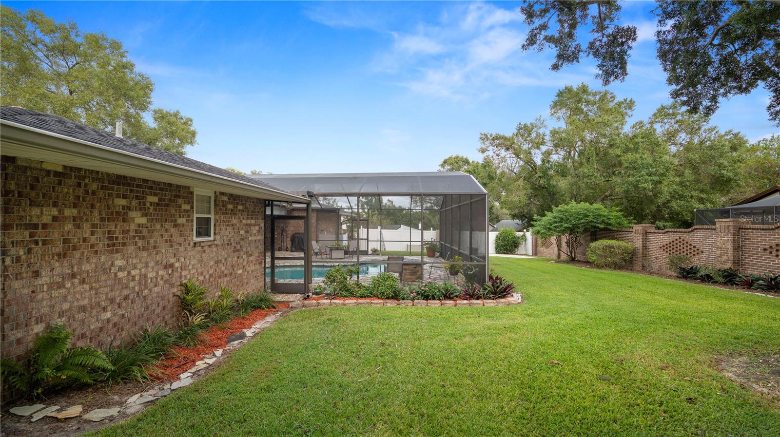 Image 56 of 69 For 1129 Sugartree Lane N