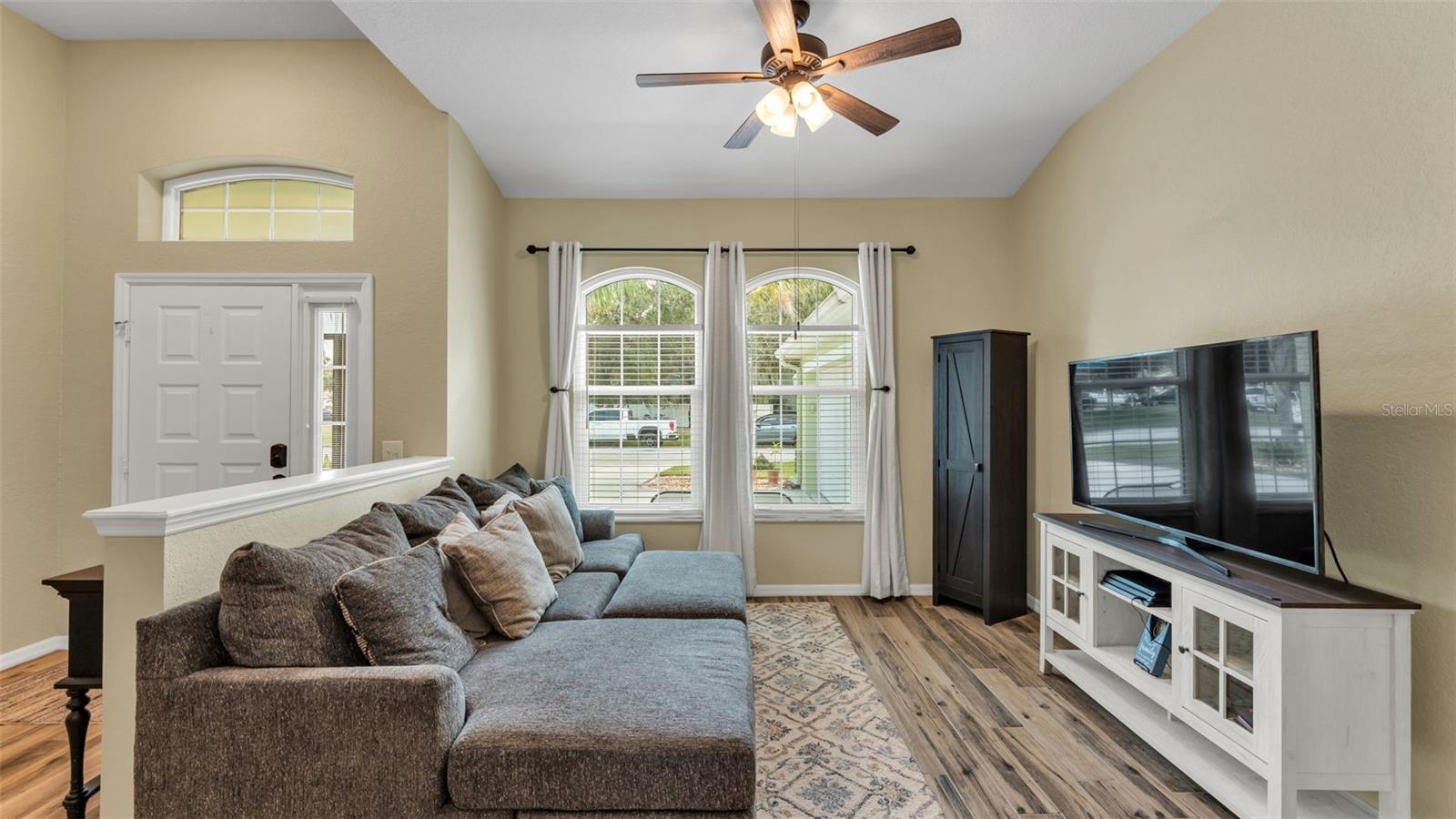 Image 11 of 74 For 2803 Spring Meadow Drive