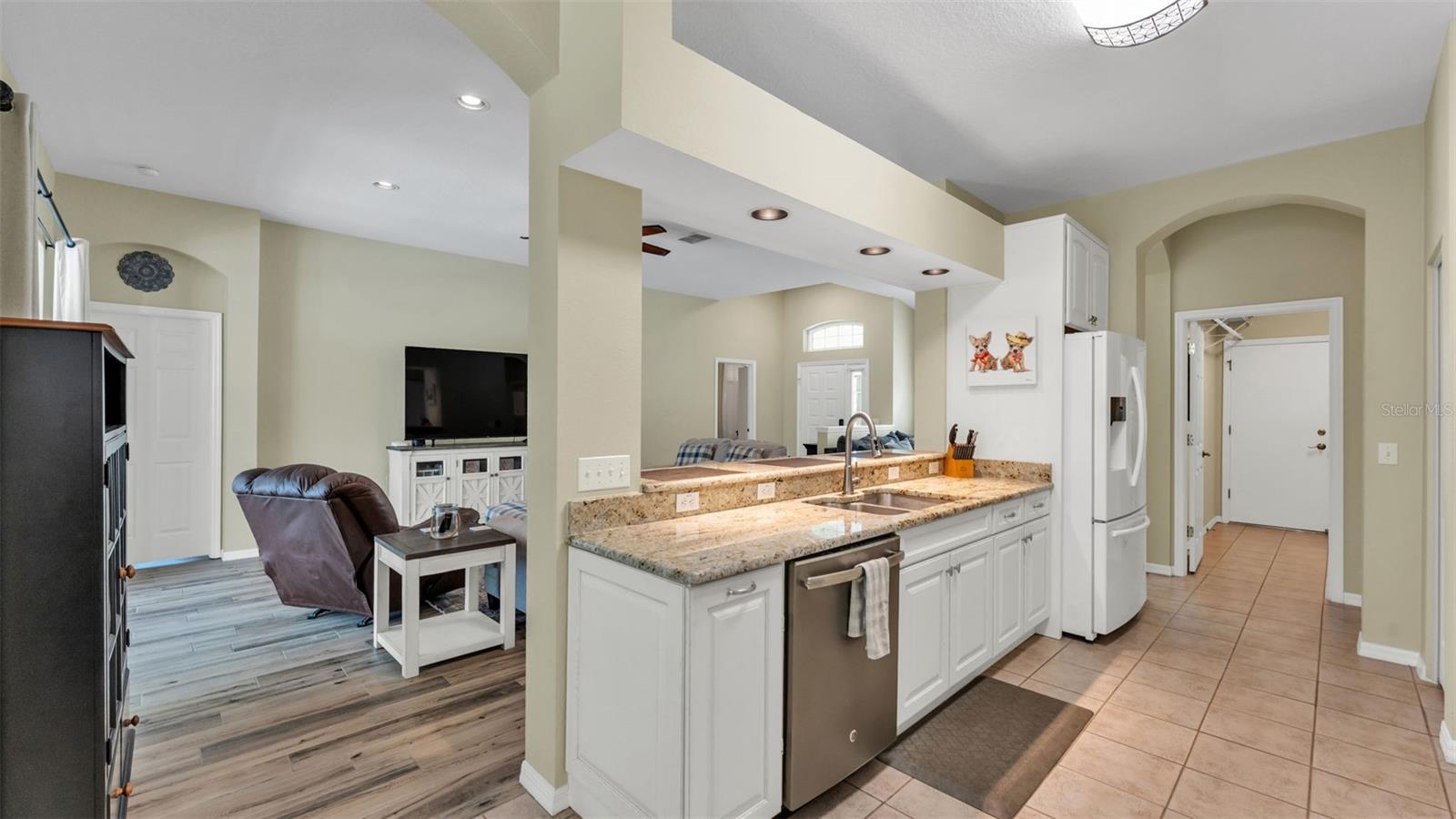 Image 18 of 74 For 2803 Spring Meadow Drive