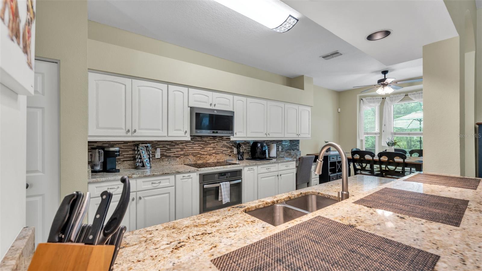 Image 20 of 74 For 2803 Spring Meadow Drive