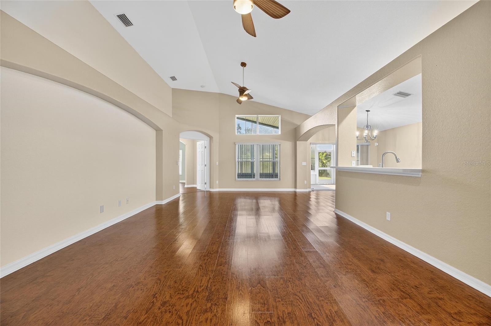 Image 14 of 62 For 2539 Boots Road