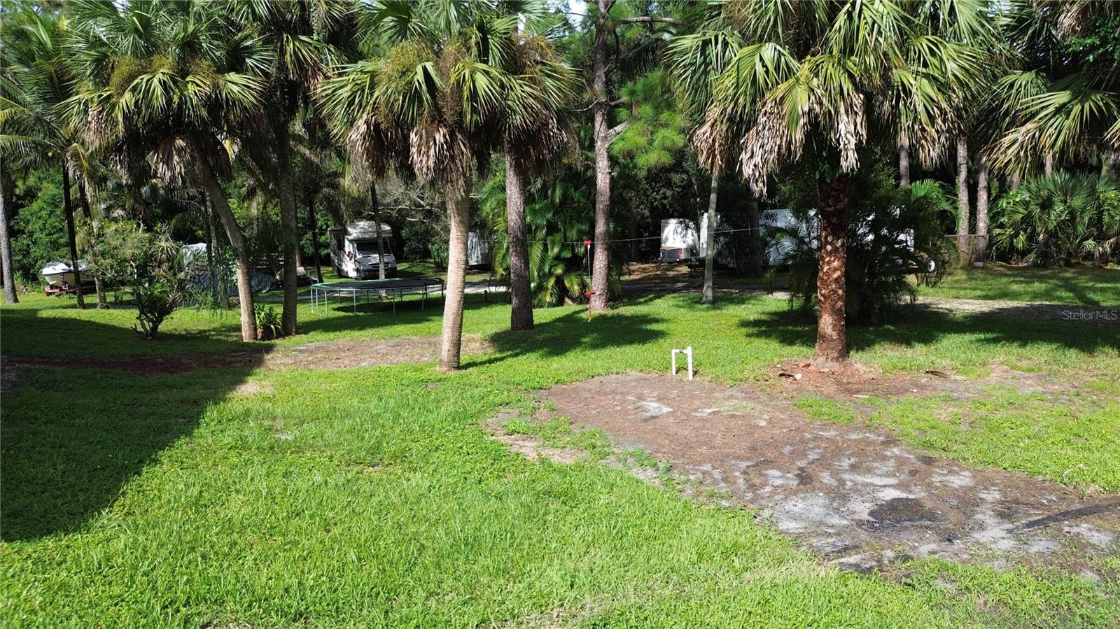 Image 17 of 30 For 9795 Whippoorwill Trail