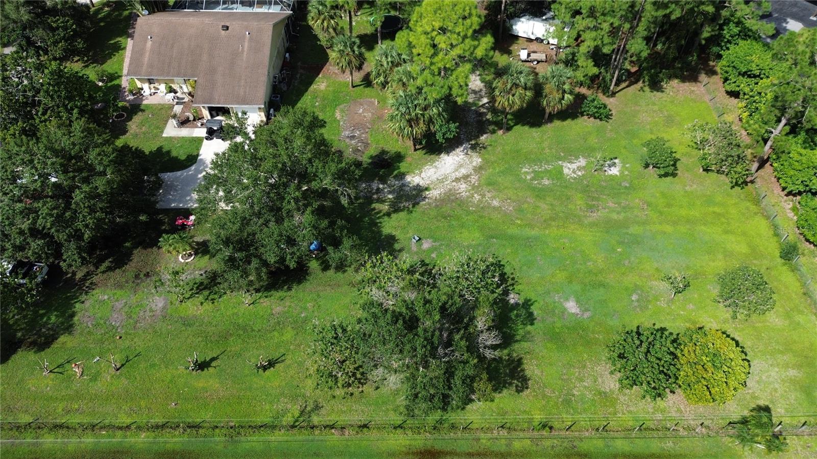 Image 7 of 30 For 9795 Whippoorwill Trail