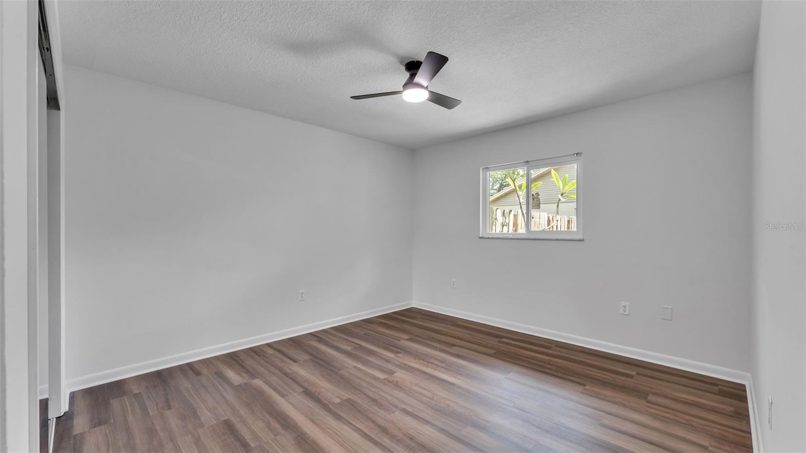 Image 23 of 40 For 1307 Valley Hill Drive