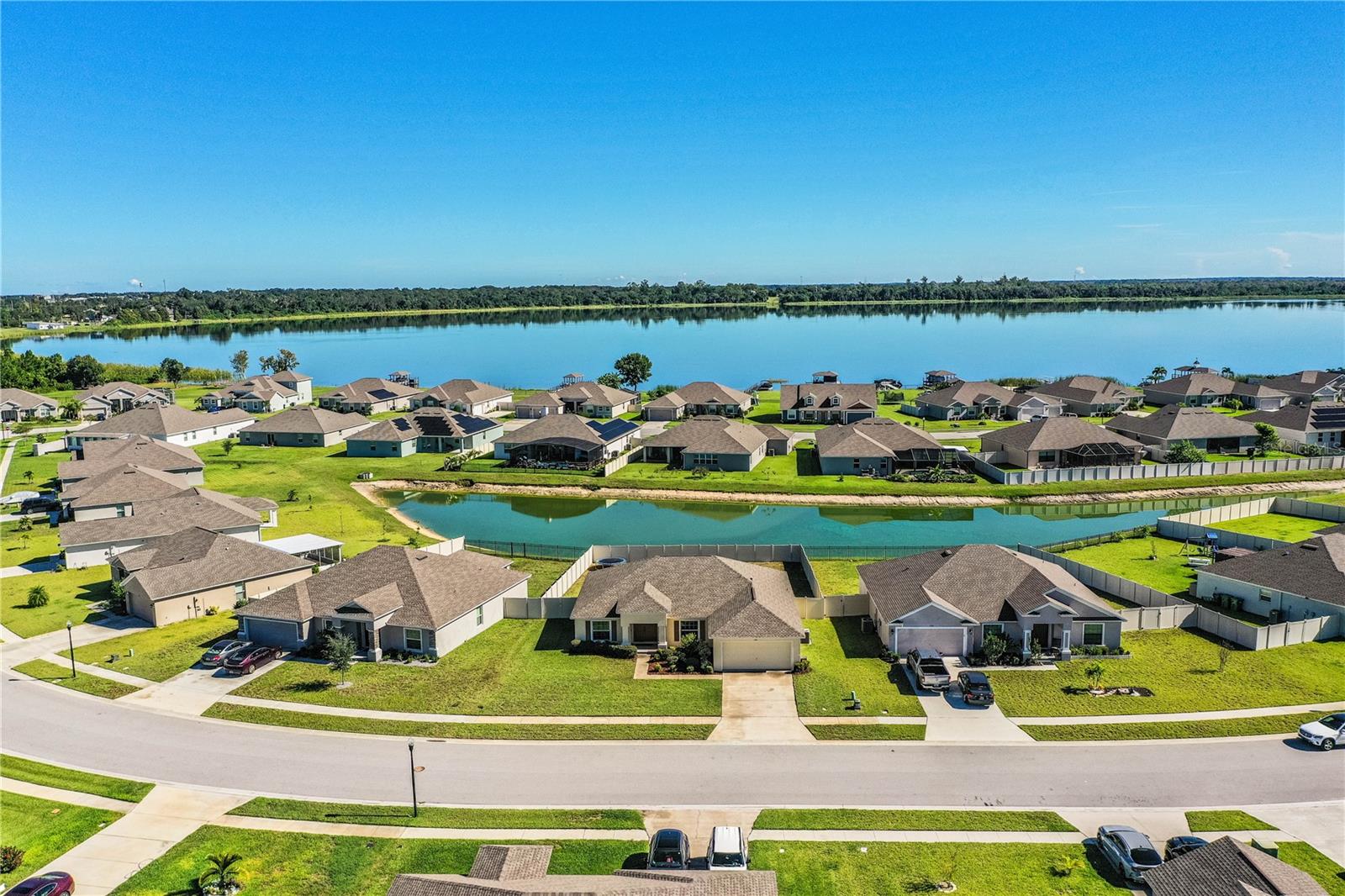 Image 4 of 87 For 435 Lanham Drive