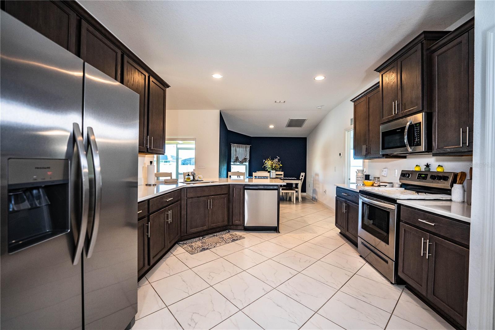 Image 42 of 87 For 435 Lanham Drive