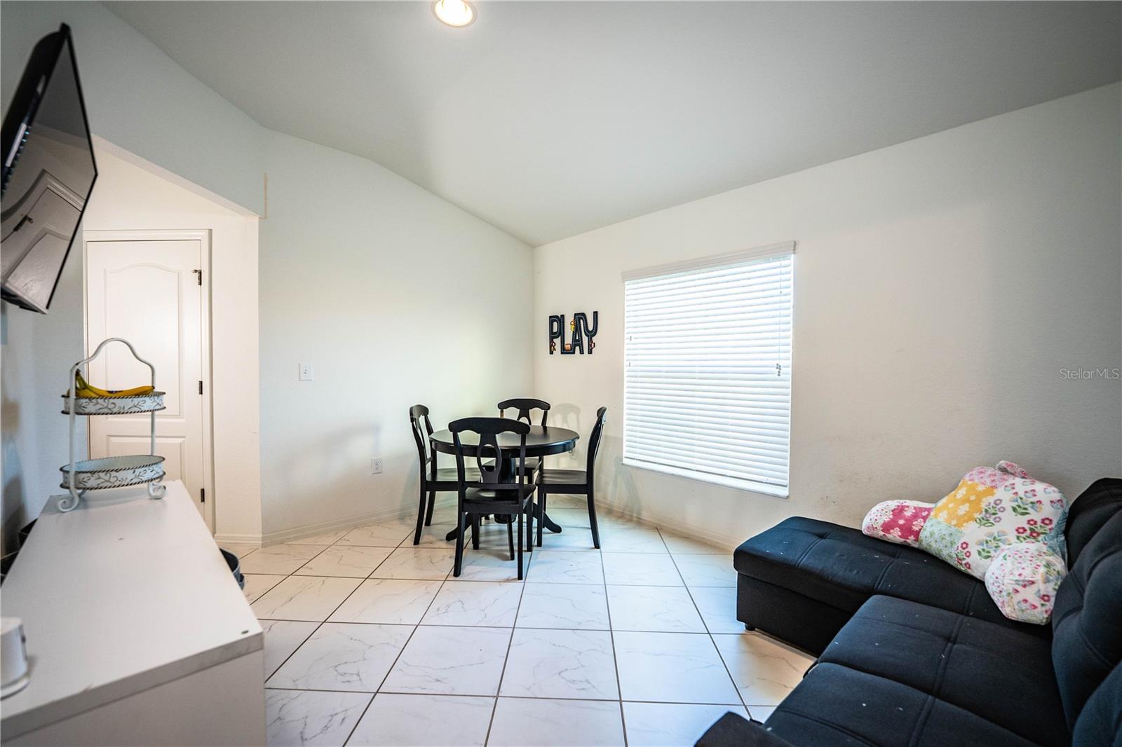 Image 64 of 87 For 435 Lanham Drive