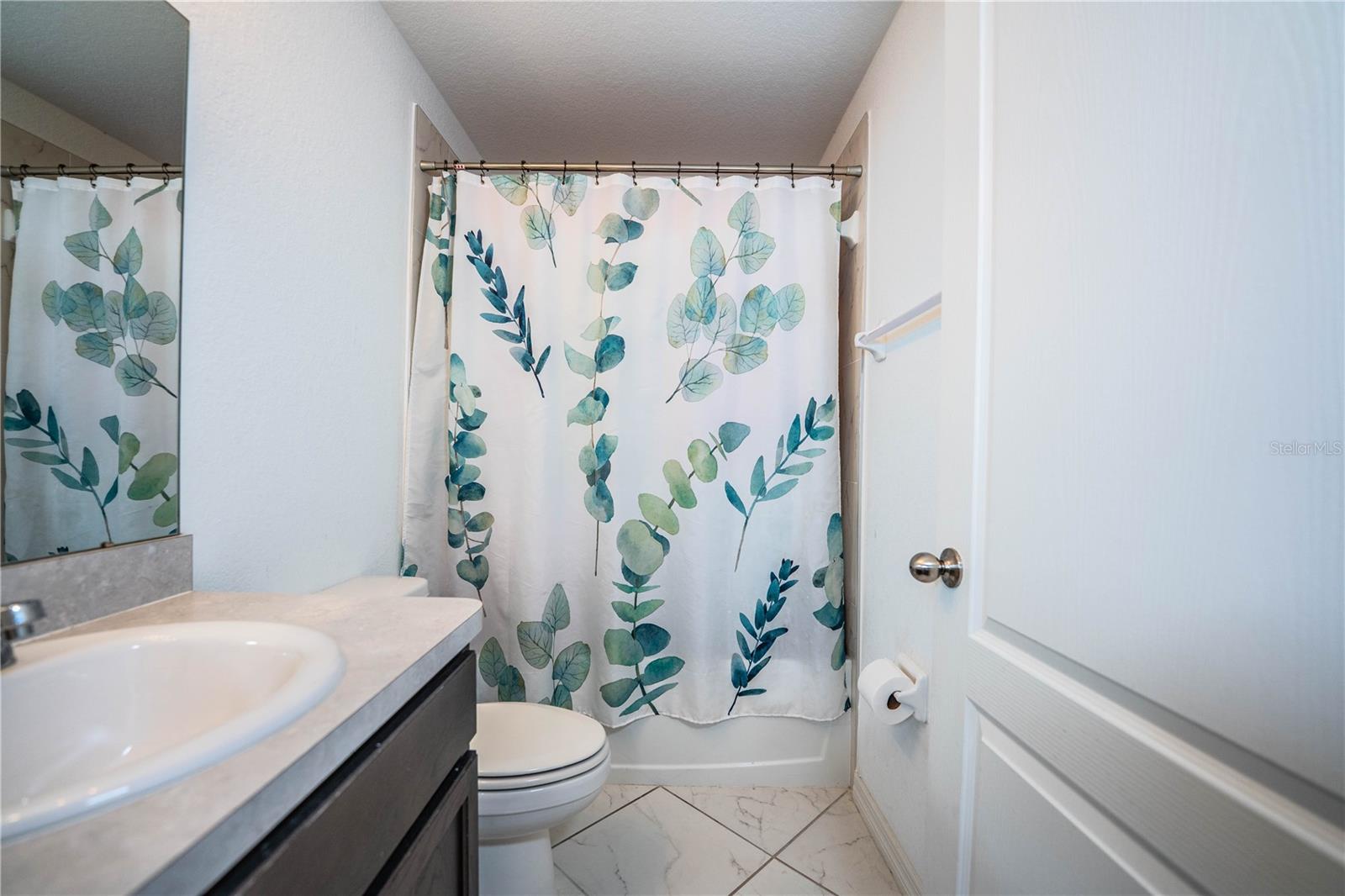 Image 76 of 87 For 435 Lanham Drive