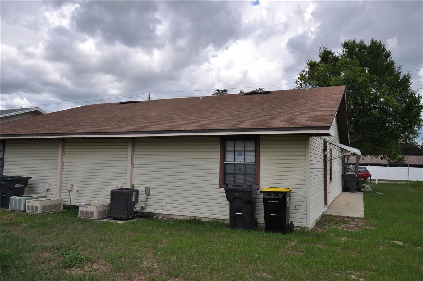 Image 12 of 12 For 125 Denton Avenue