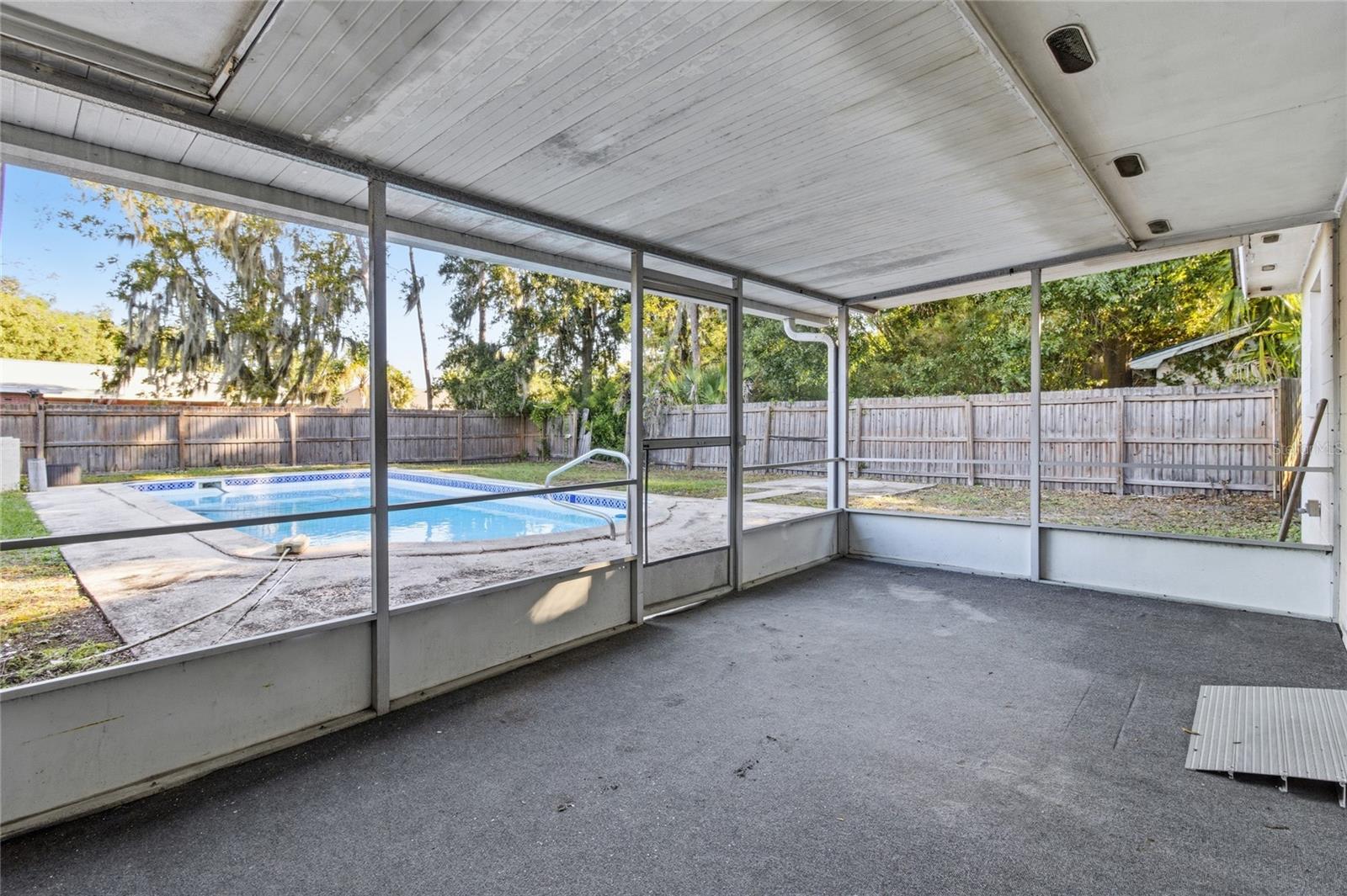 Image 27 of 35 For 3024 Blown Feather Lane