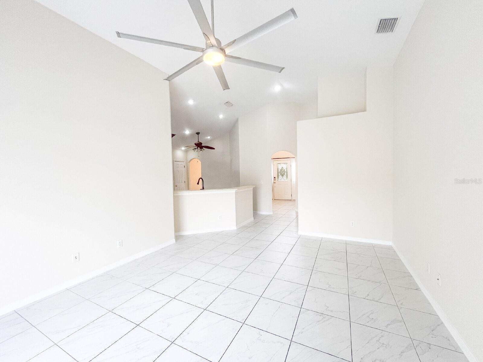 Image 3 of 17 For 3309 Verbena Avenue