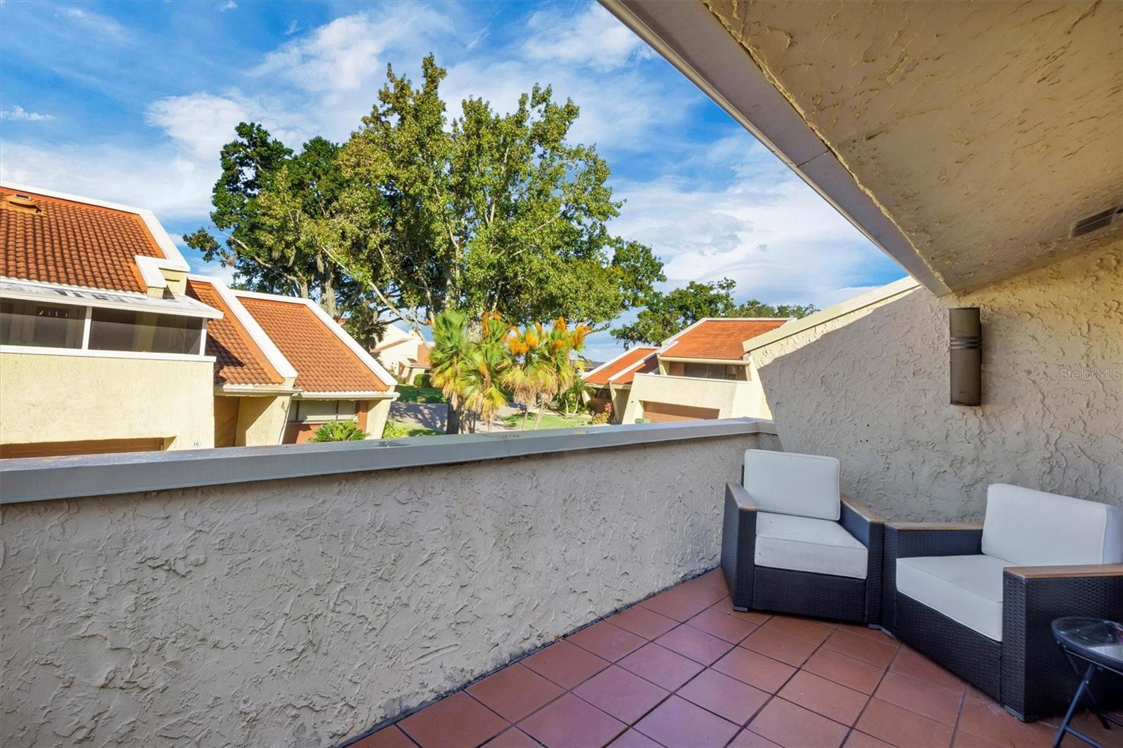 Image 27 of 51 For 21 Casarena Court