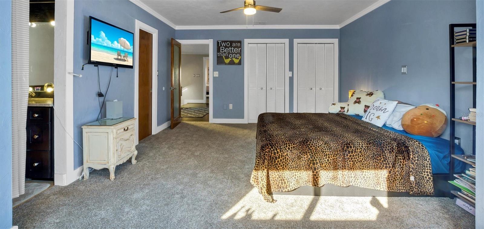 Image 30 of 51 For 21 Casarena Court