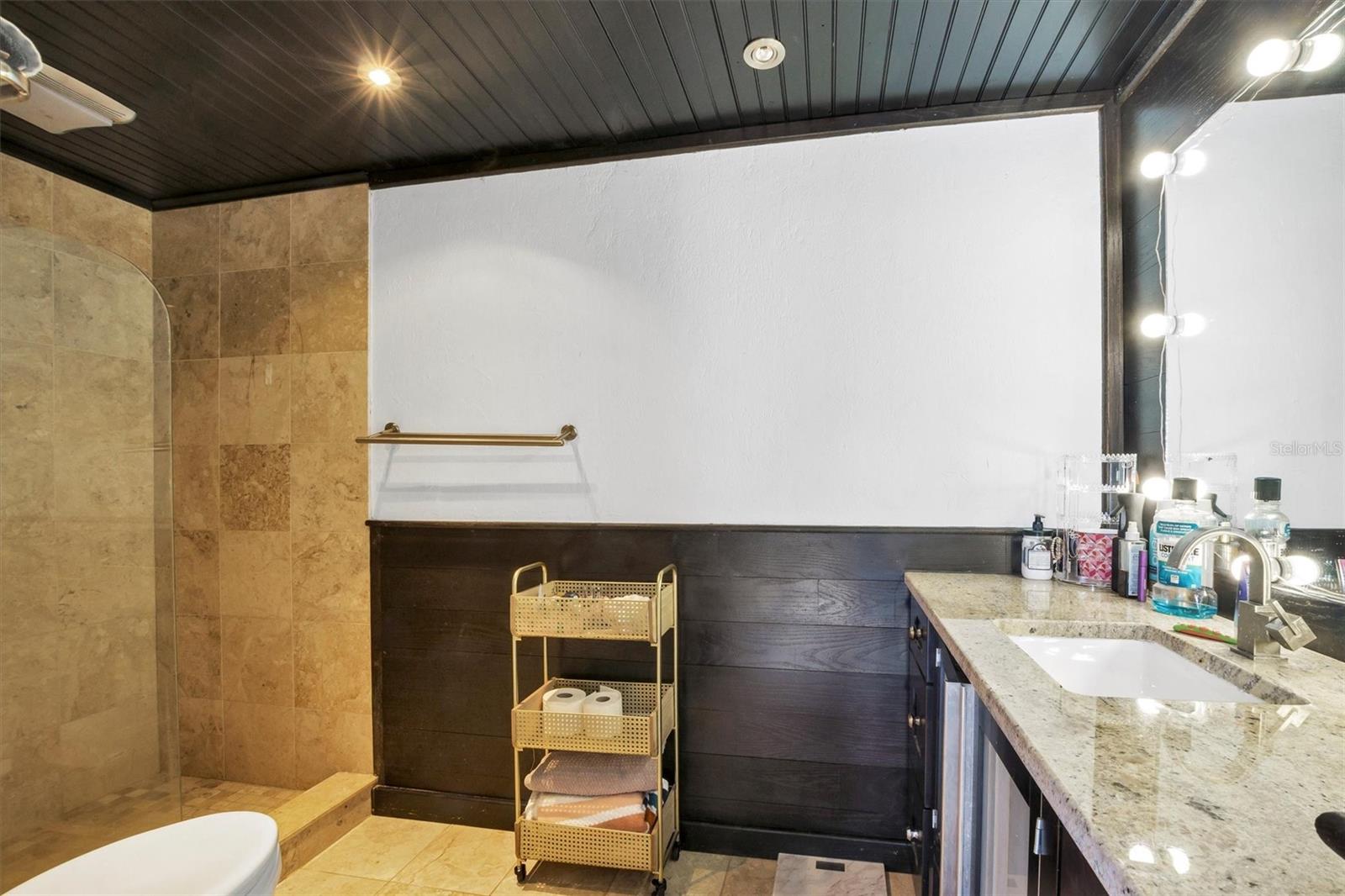 Image 31 of 51 For 21 Casarena Court