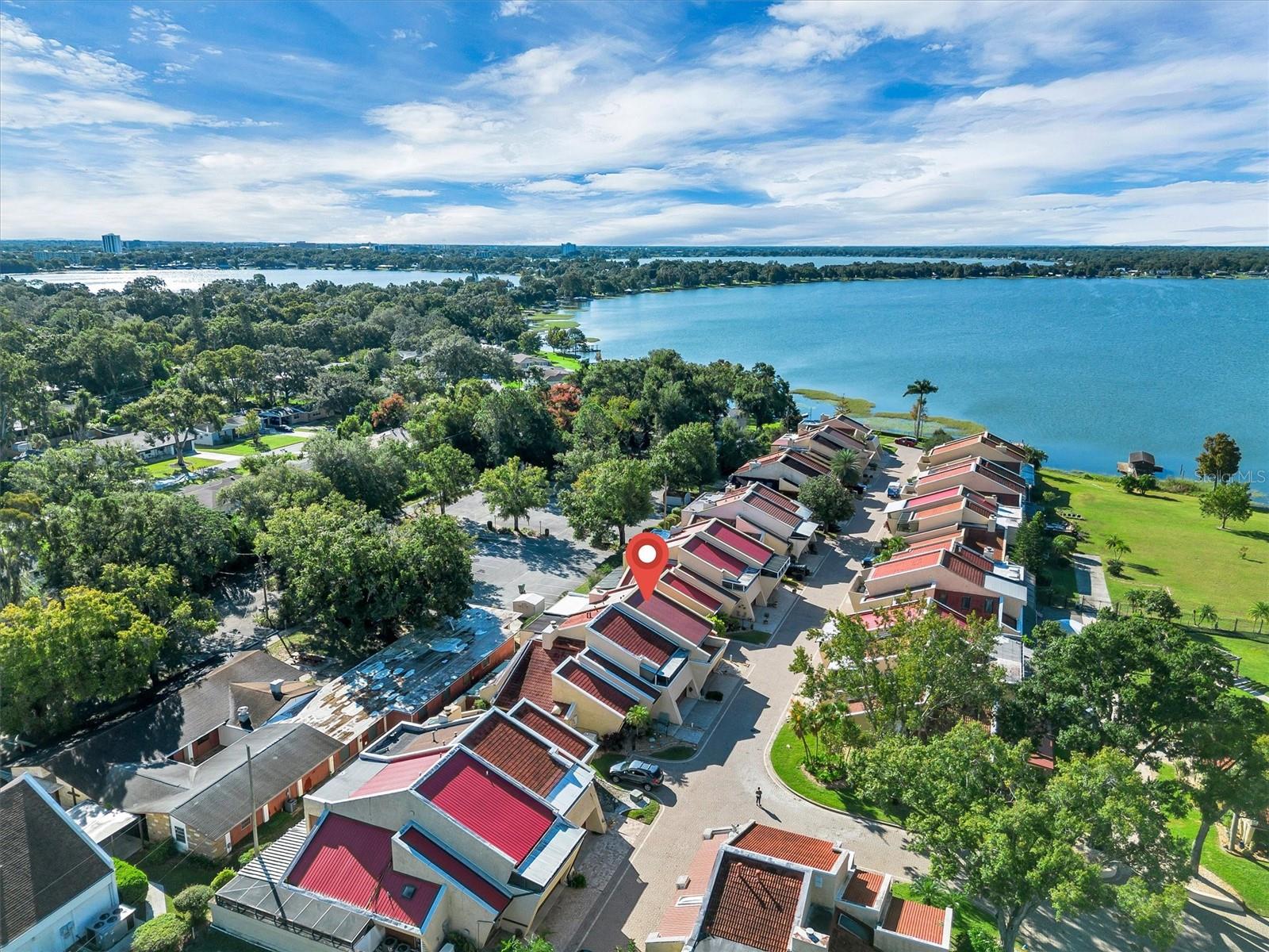 Image 43 of 51 For 21 Casarena Court