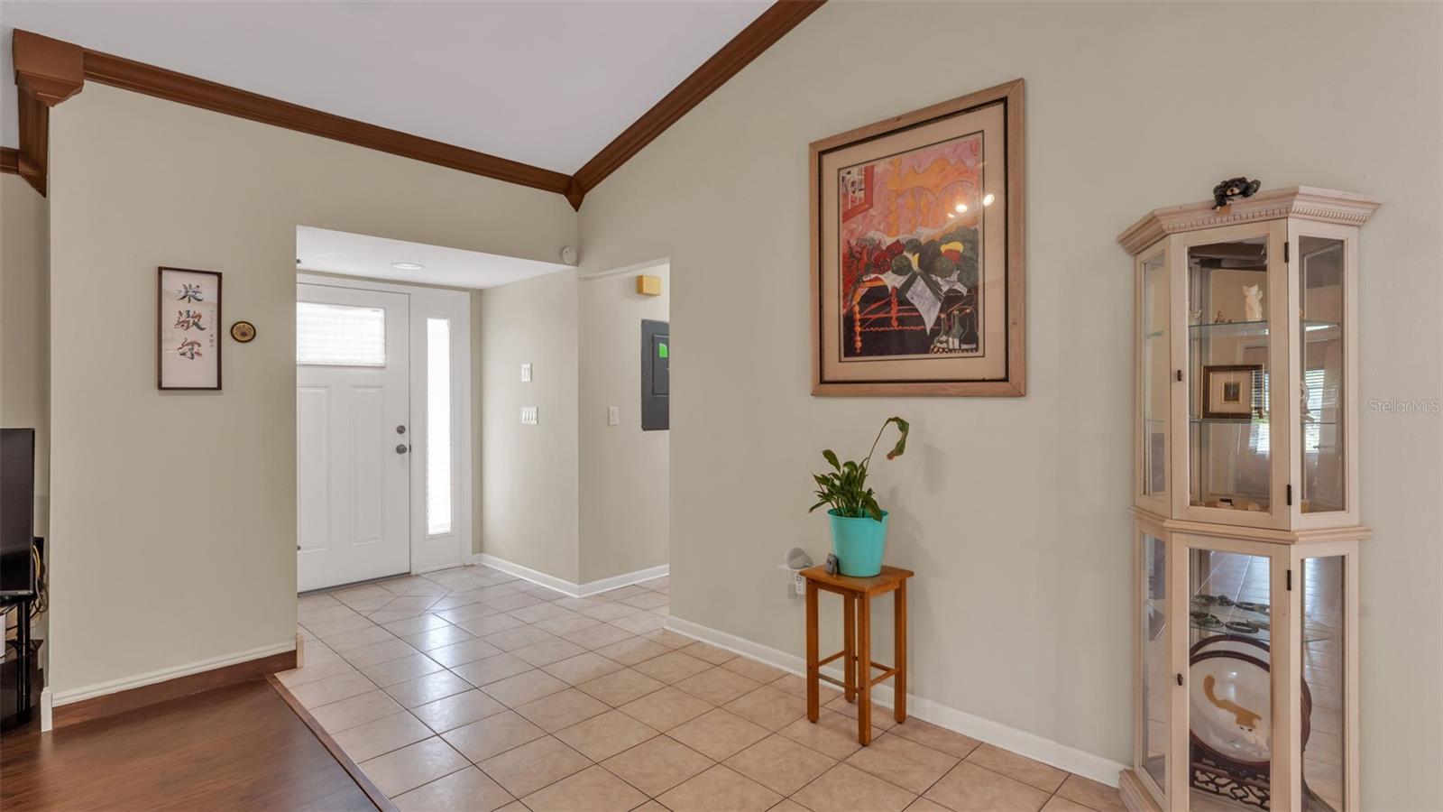 Image 15 of 49 For 1880 Crystal Lake Drive 60