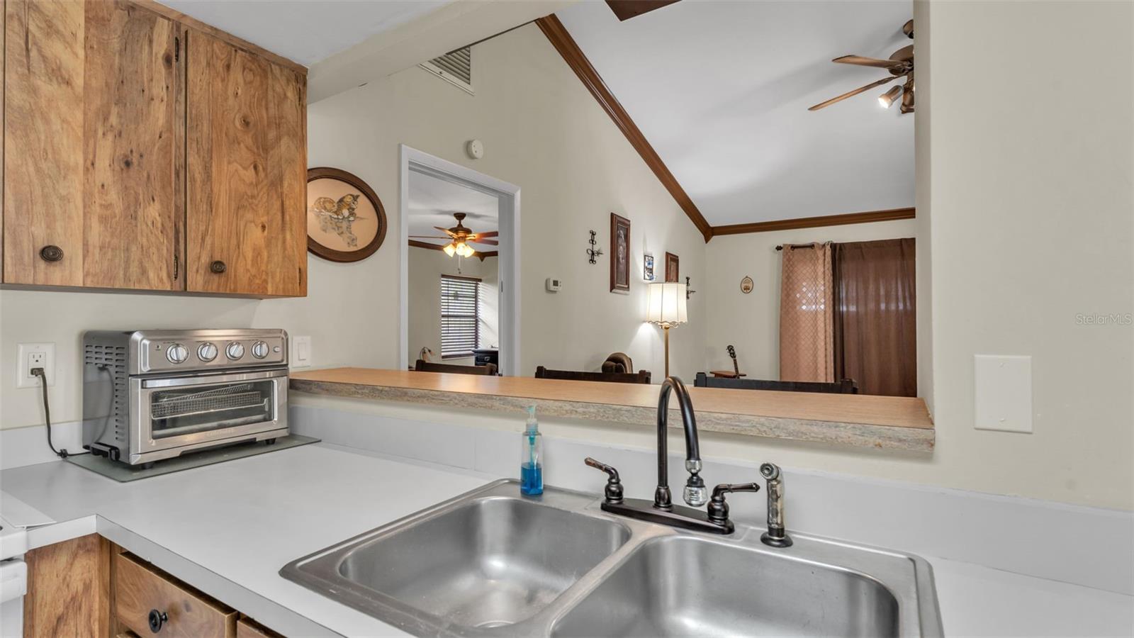 Image 22 of 49 For 1880 Crystal Lake Drive 60