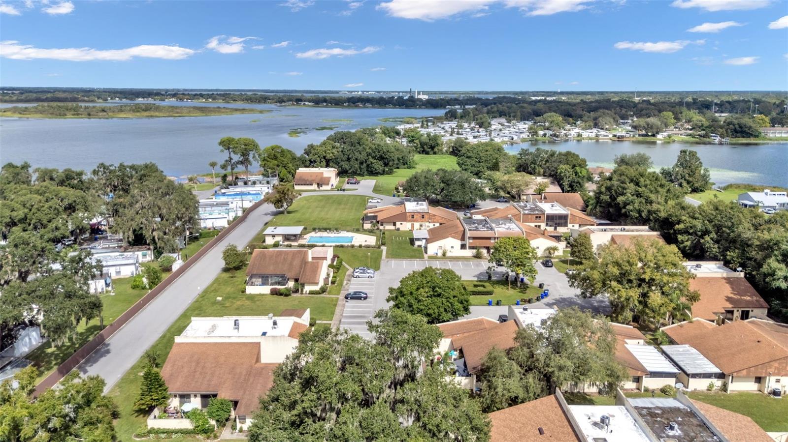 Image 48 of 49 For 1880 Crystal Lake Drive 60