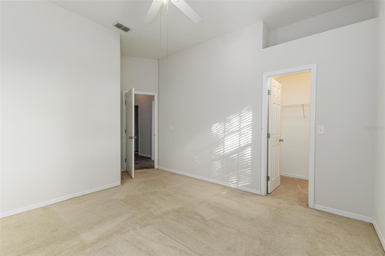 Image 36 of 45 For 672 Jessanda Circle