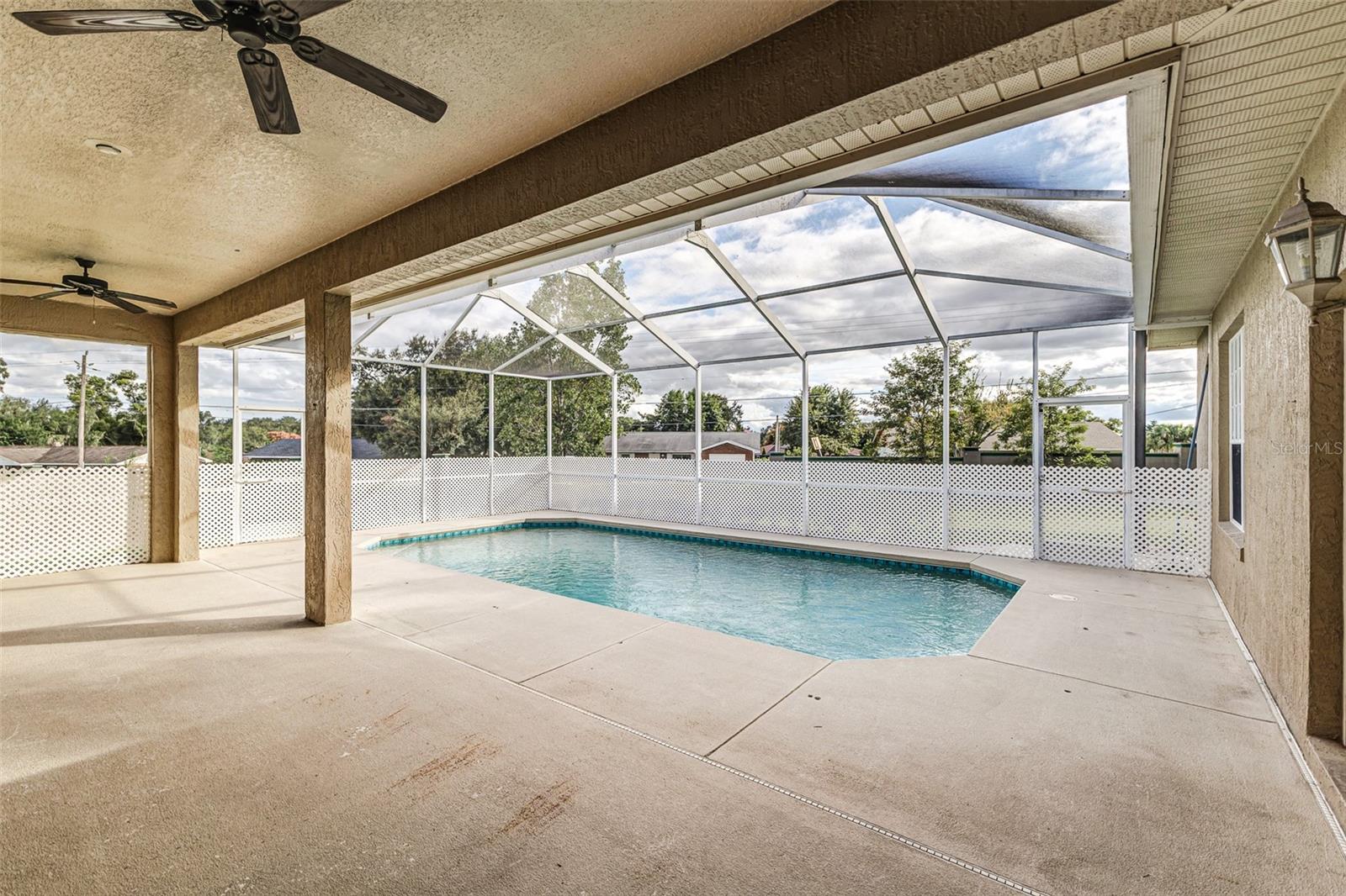 Image 42 of 45 For 672 Jessanda Circle