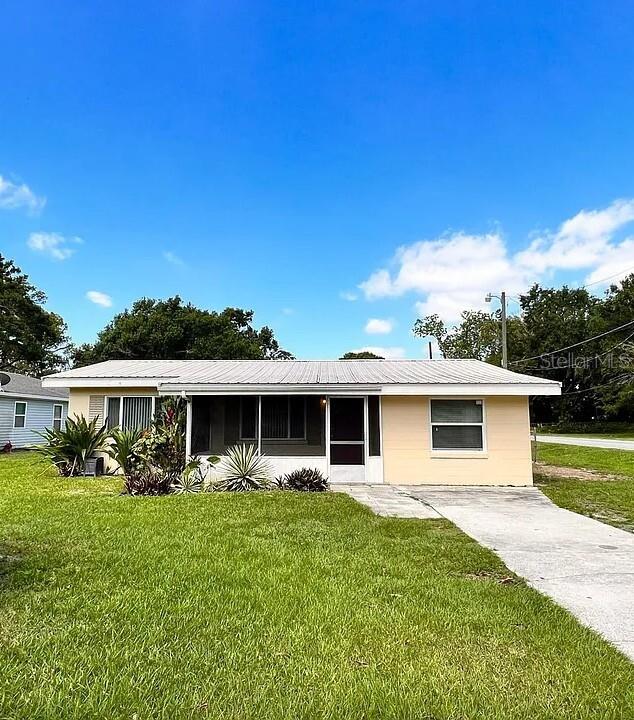 Listing Details for 1595 28th Street Nw, WINTER HAVEN, FL 33881