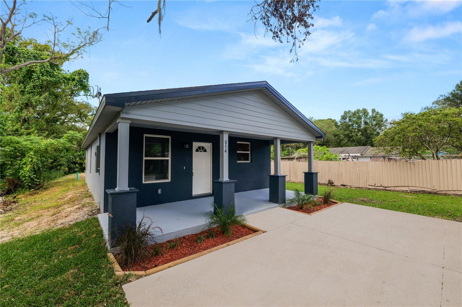 Image 2 of 26 For 814 Nokomis Avenue