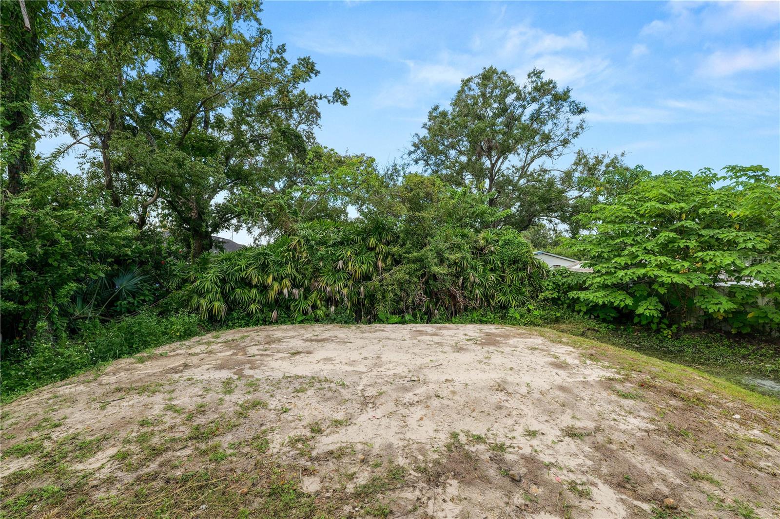 Image 23 of 26 For 814 Nokomis Avenue