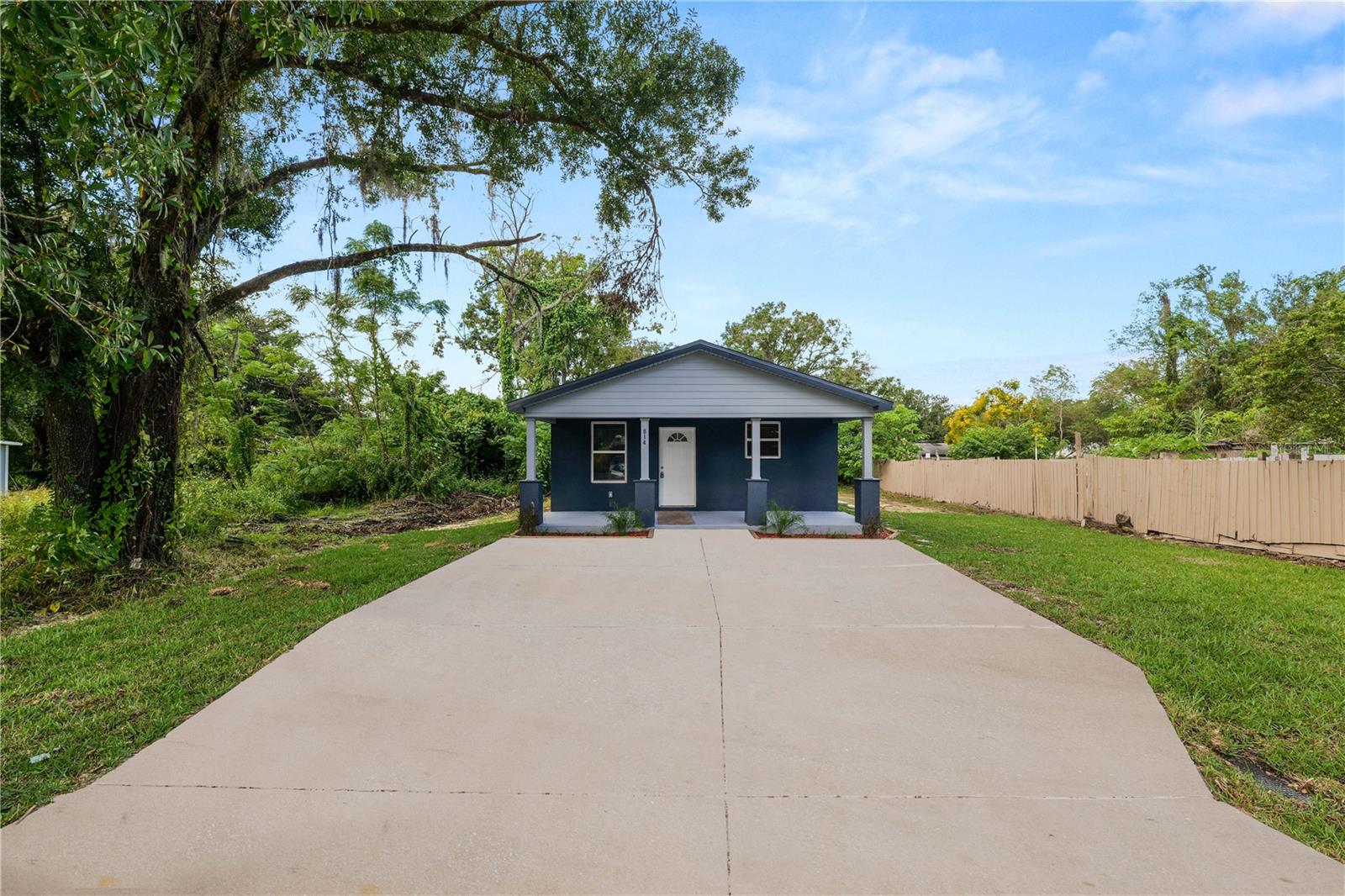 Image 25 of 26 For 814 Nokomis Avenue