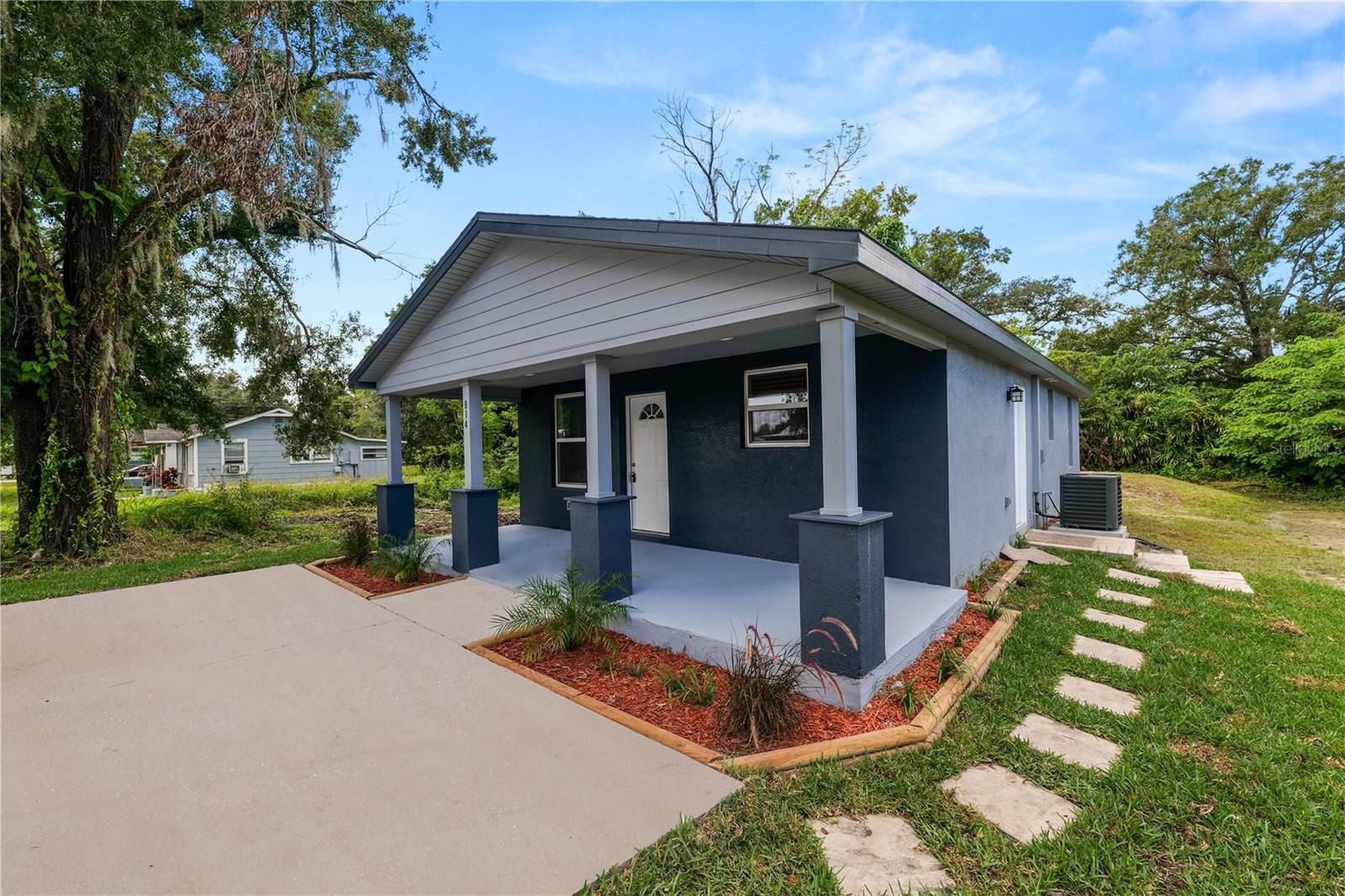 Image 3 of 26 For 814 Nokomis Avenue