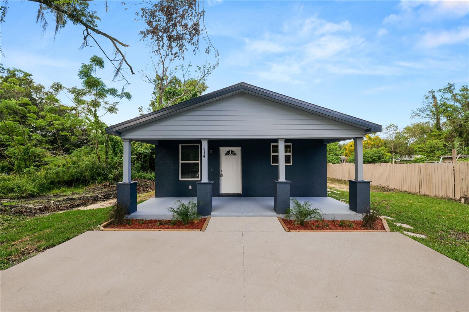 Image 4 of 26 For 814 Nokomis Avenue