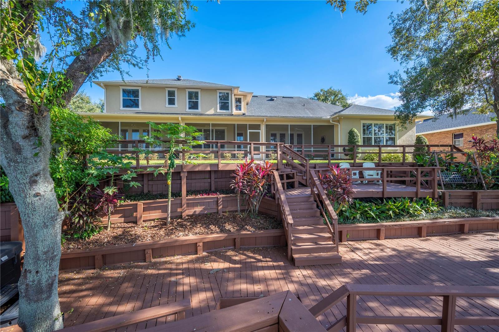 Image 12 of 100 For 5789 Lake Victoria Drive