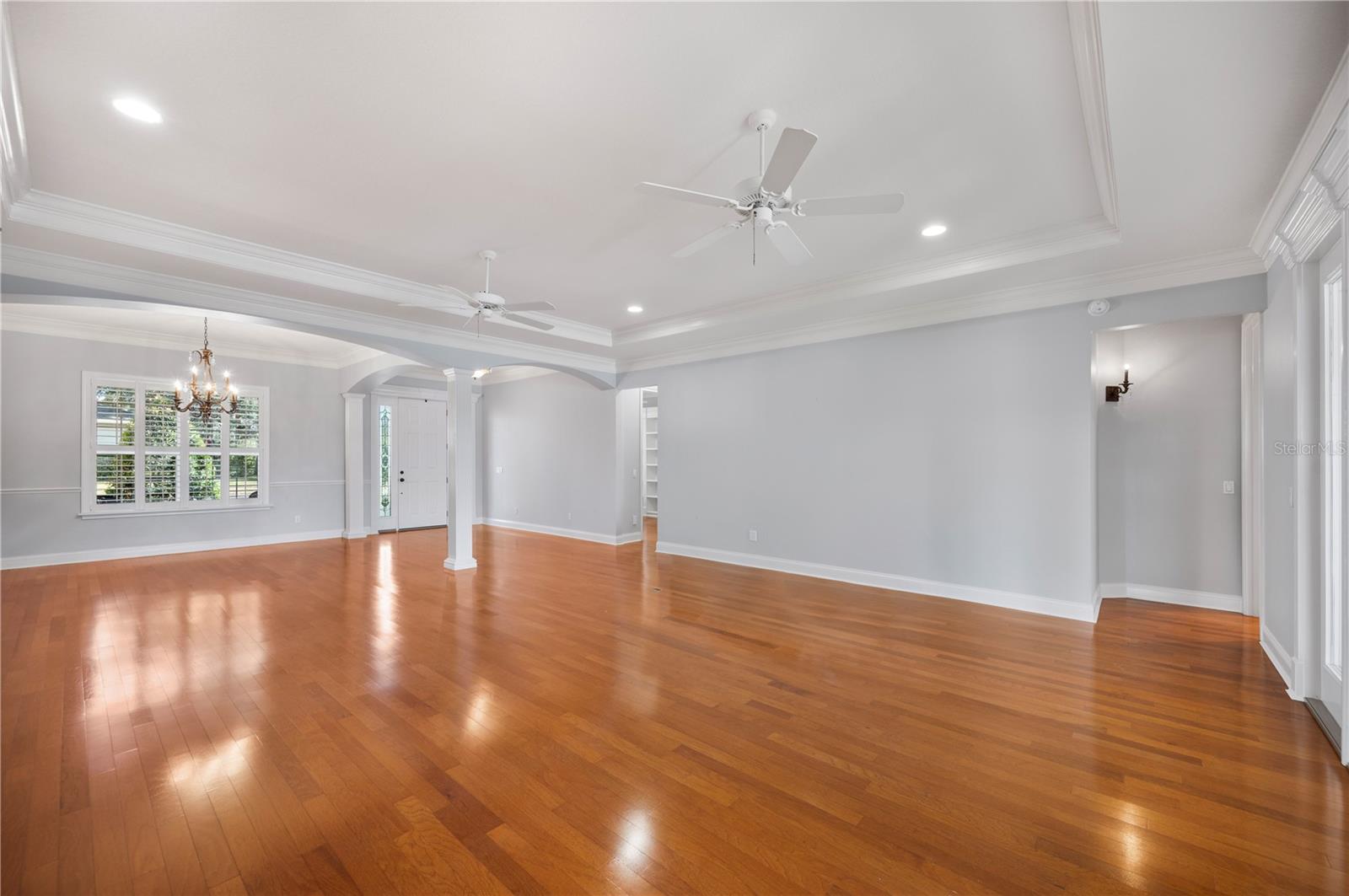 Image 23 of 100 For 5789 Lake Victoria Drive