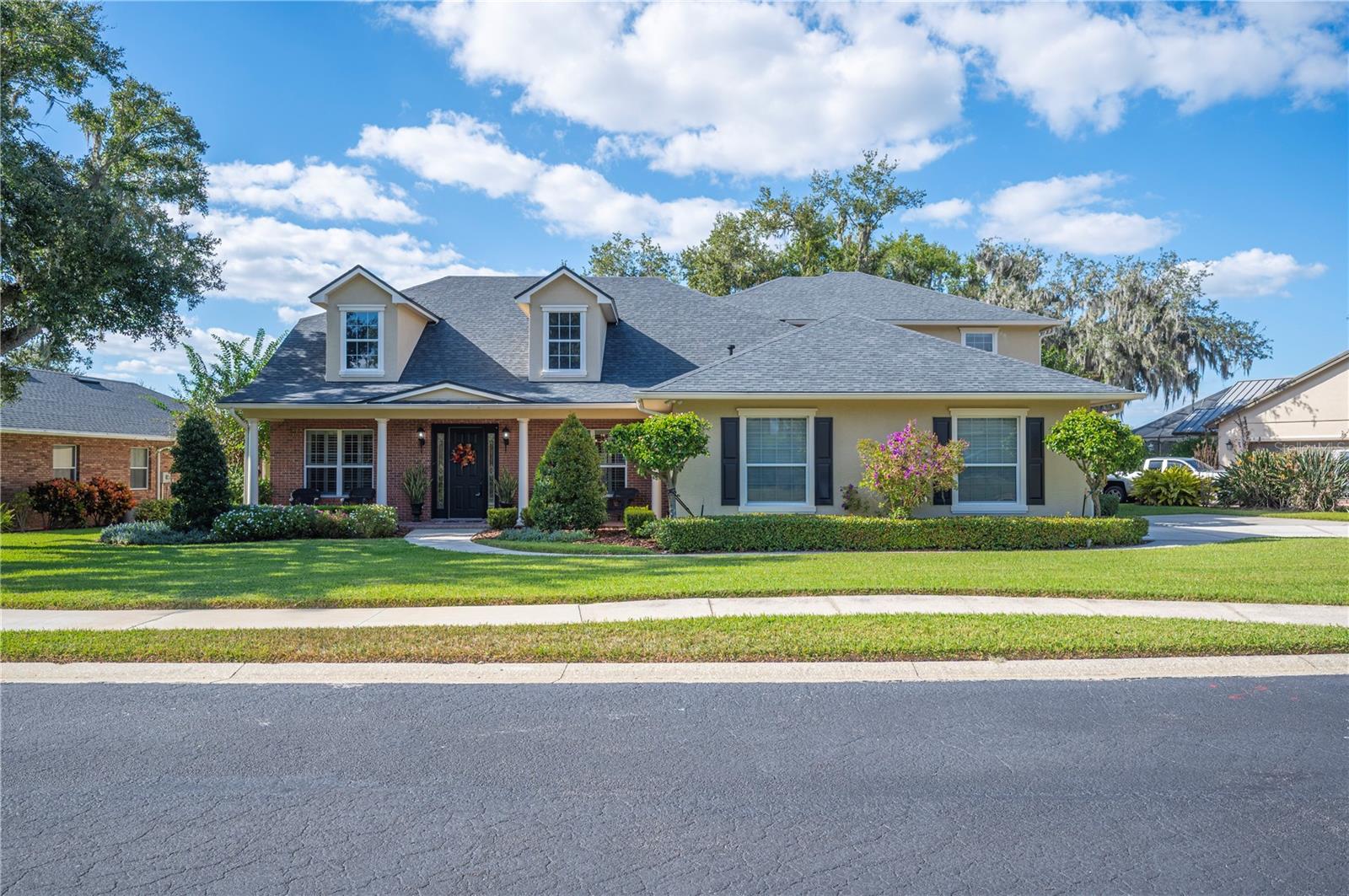 Image 4 of 100 For 5789 Lake Victoria Drive