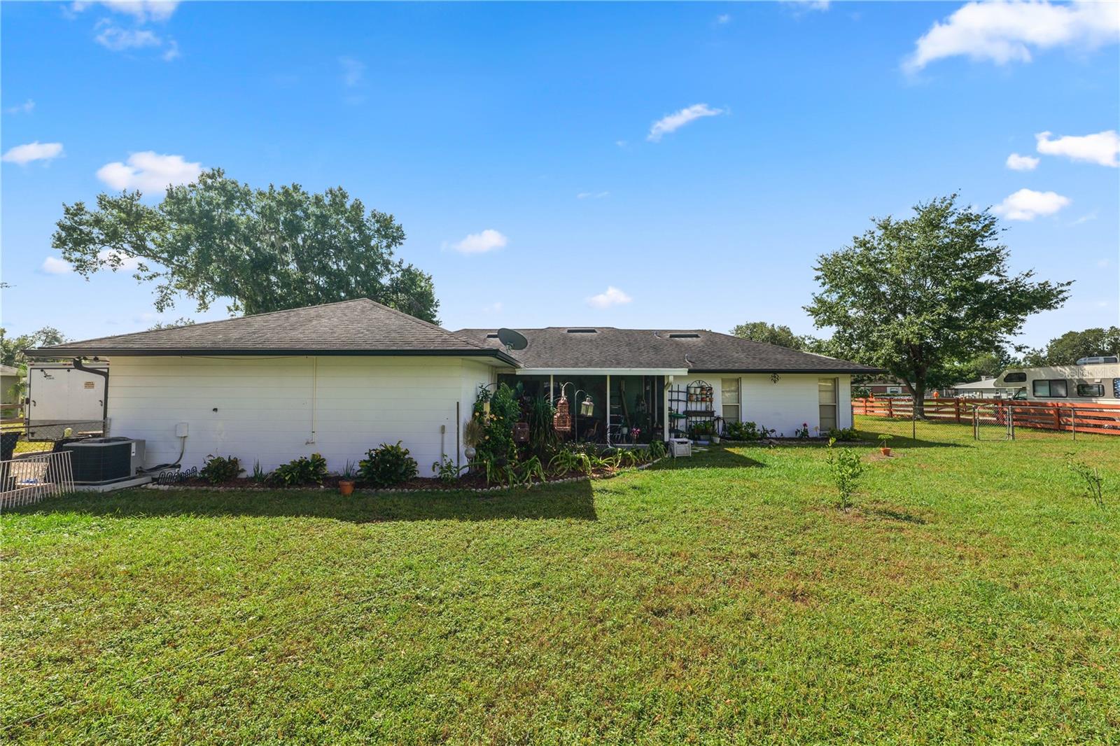 Image 21 of 30 For 3075 Flamingo Lane