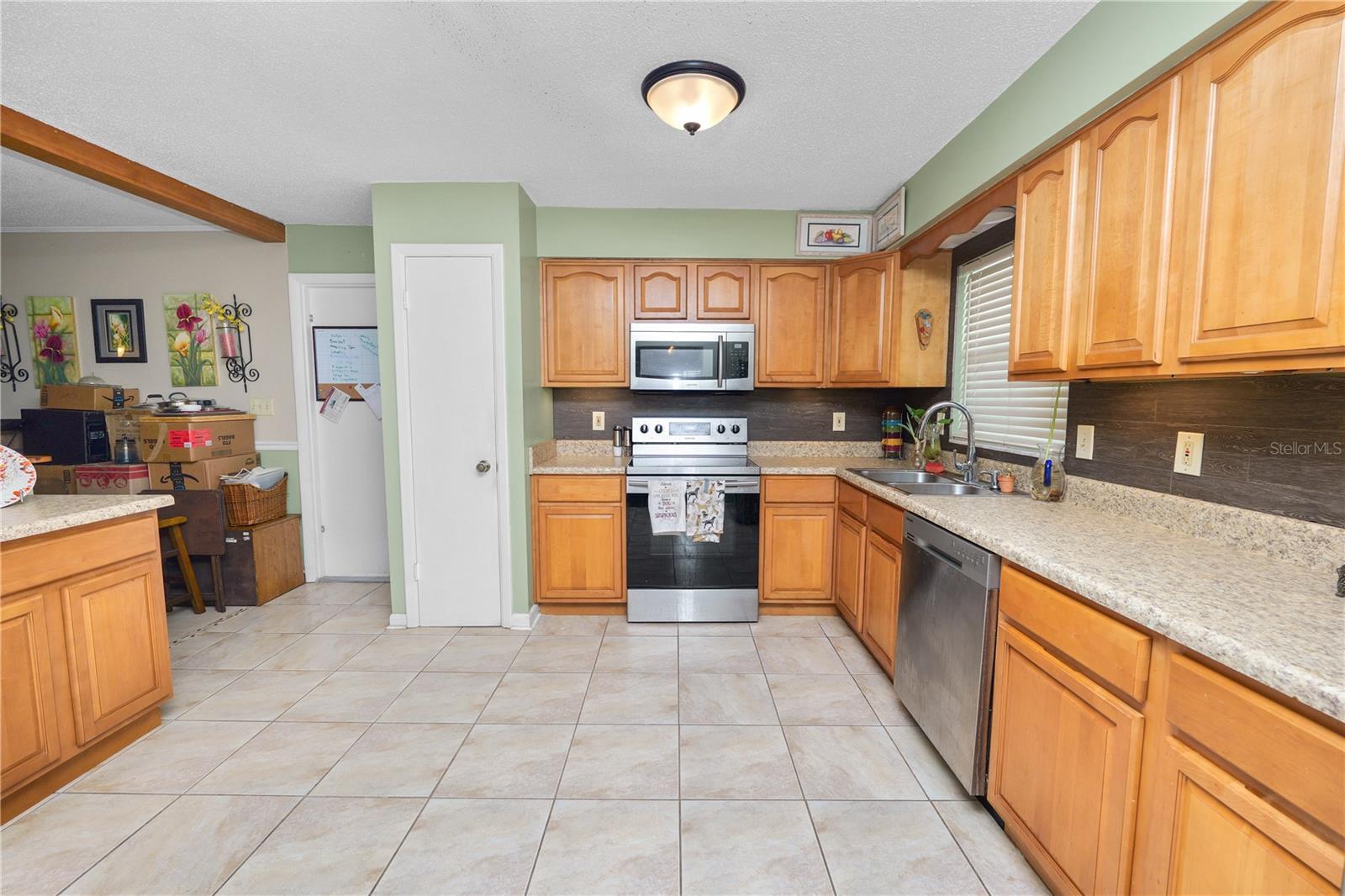 Image 9 of 30 For 3075 Flamingo Lane