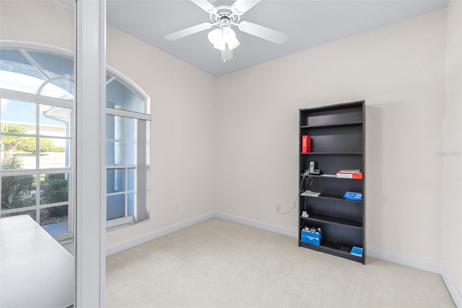 Image 16 of 37 For 2692 Huntington Hills Dr