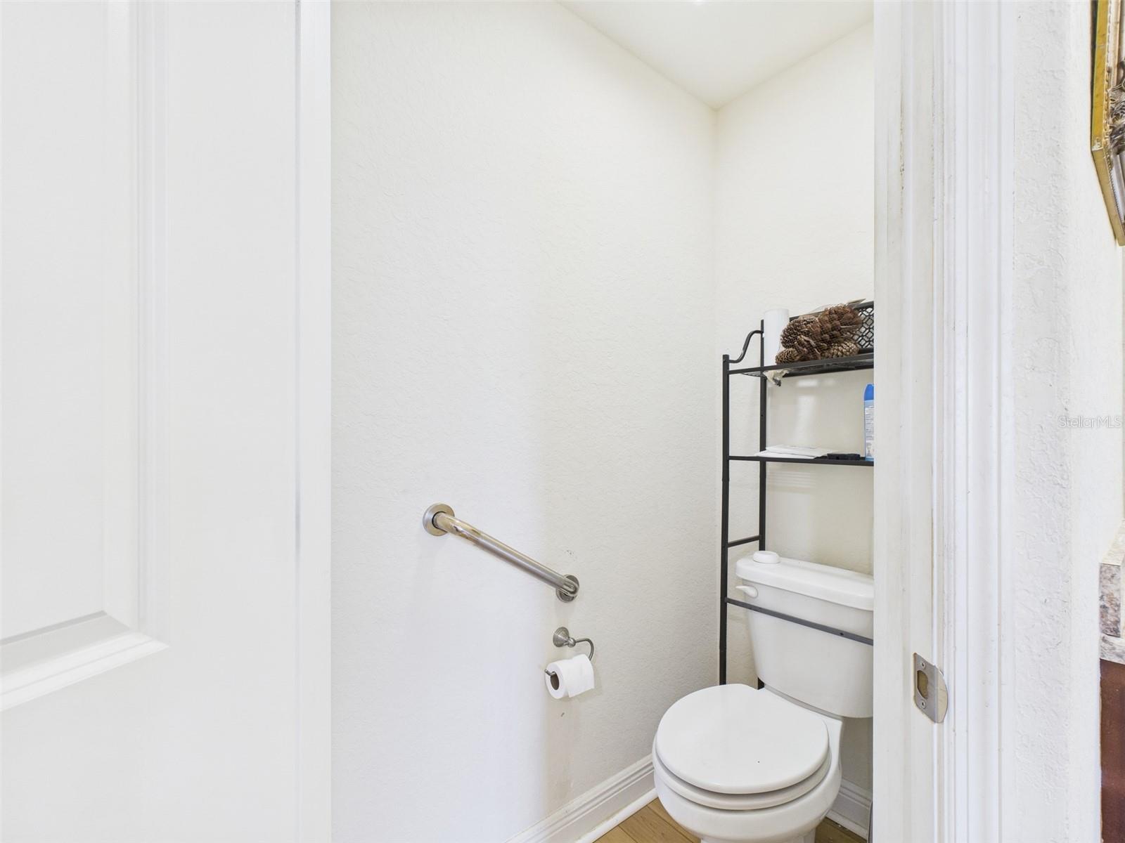 Image 17 of 36 For 2447 Twin Lake View Road