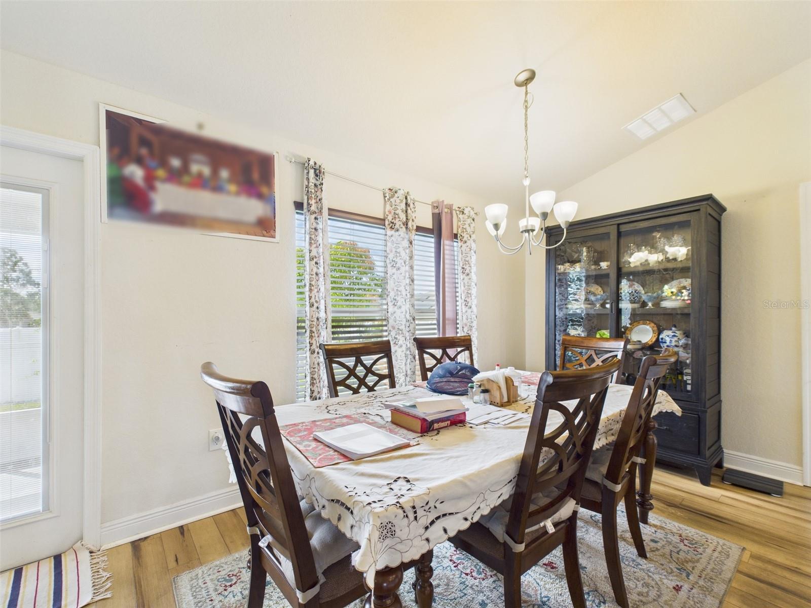 Image 4 of 36 For 2447 Twin Lake View Road